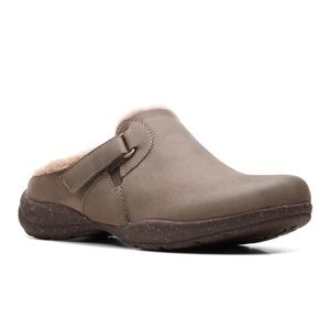 Clarks Roseville Clogs